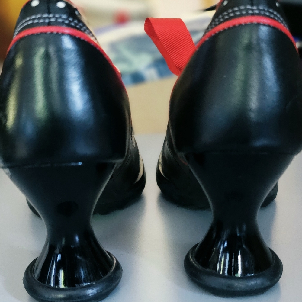 John Fluevog Mini Sugarsnap Heels – Size 9 – Discontinued - Picture 3 of 4